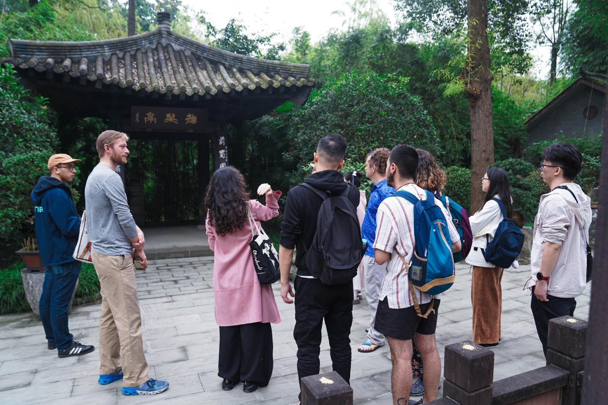 Chengdu Mix Hostel Courtyard Poshpacker Kültér fotó